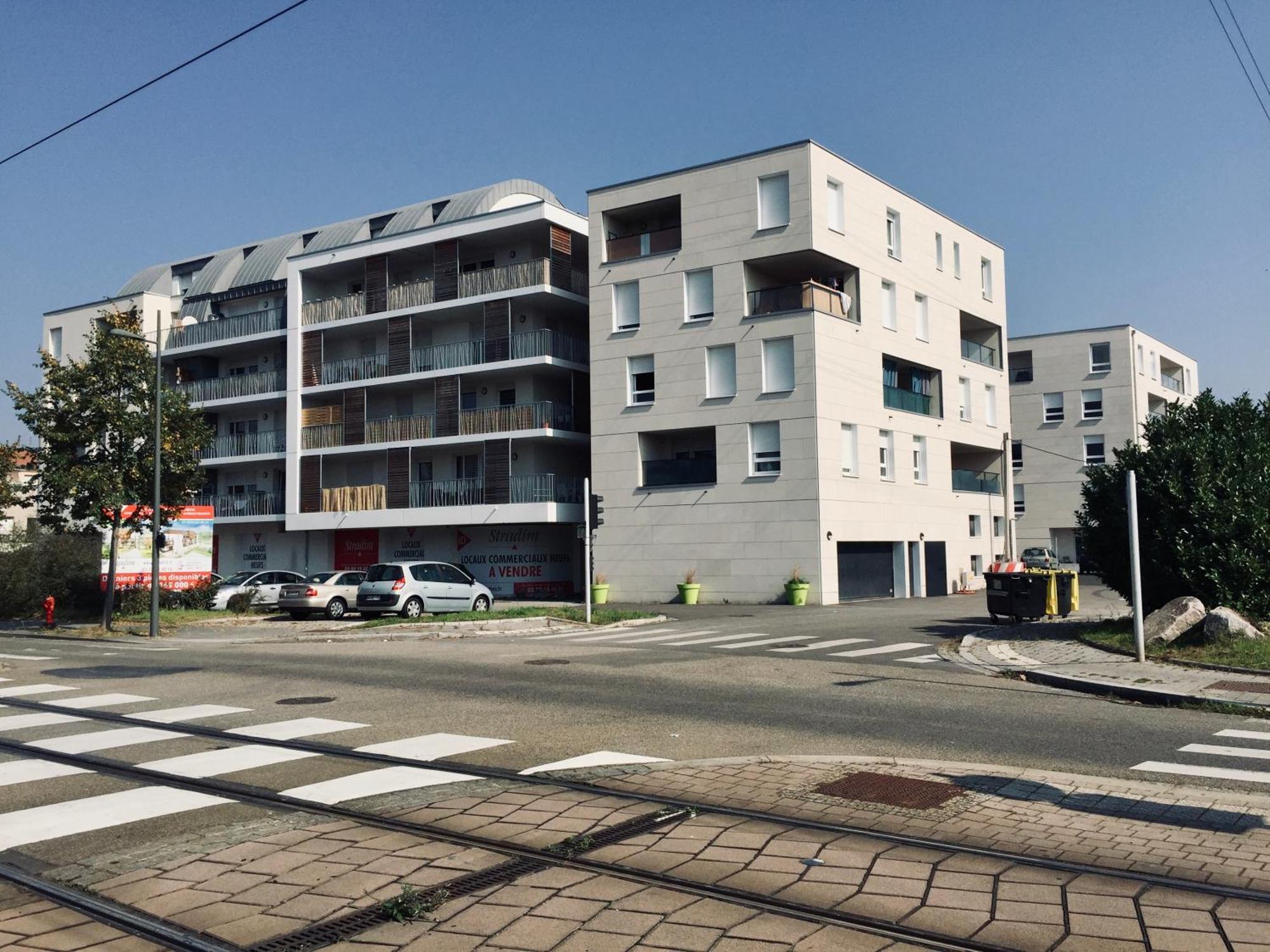 Le T2 Appartement Moderne Avec Terrasse Et Parking Strasbourg Kültér fotó