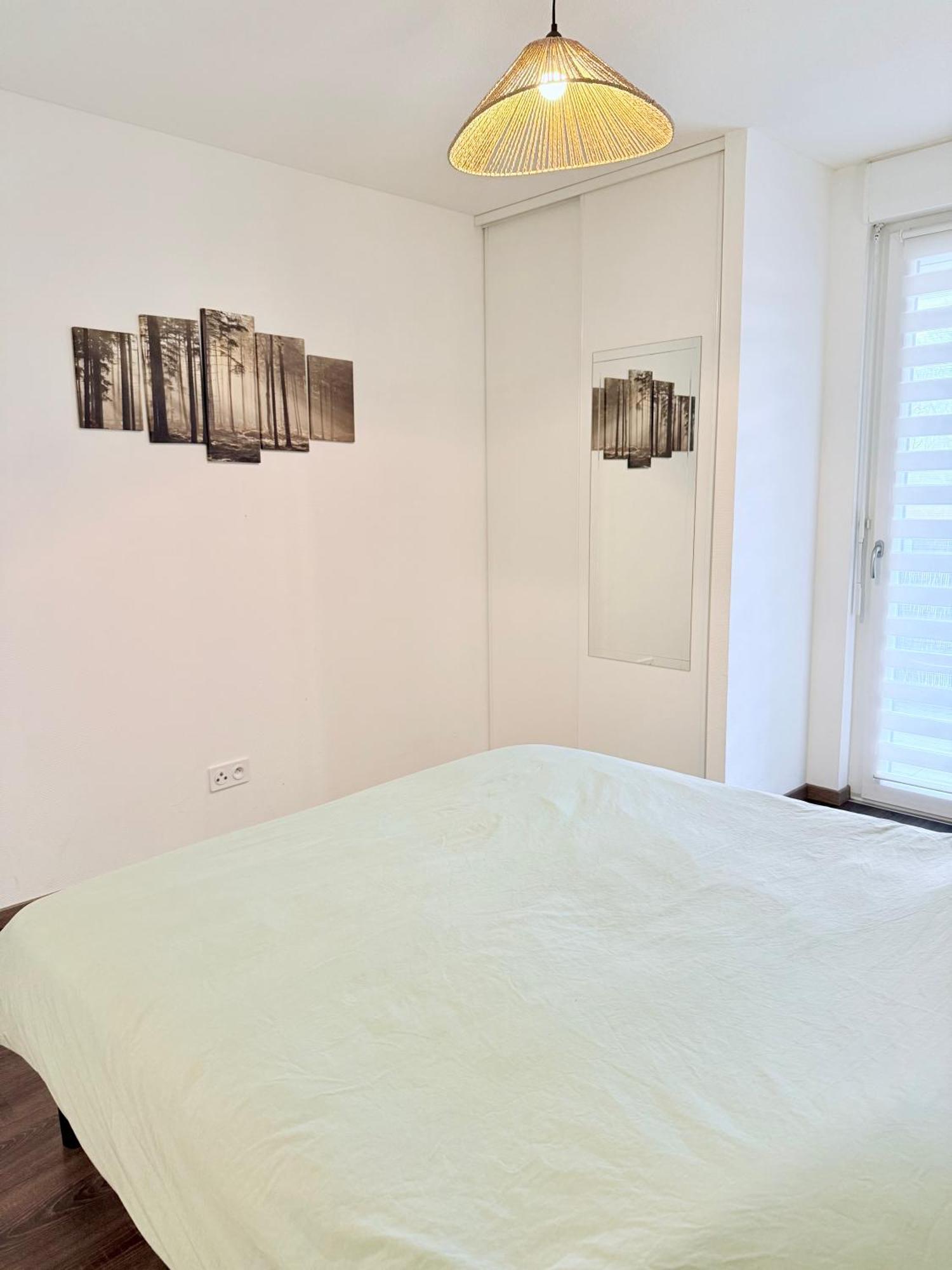 Le T2 Appartement Moderne Avec Terrasse Et Parking Strasbourg Kültér fotó
