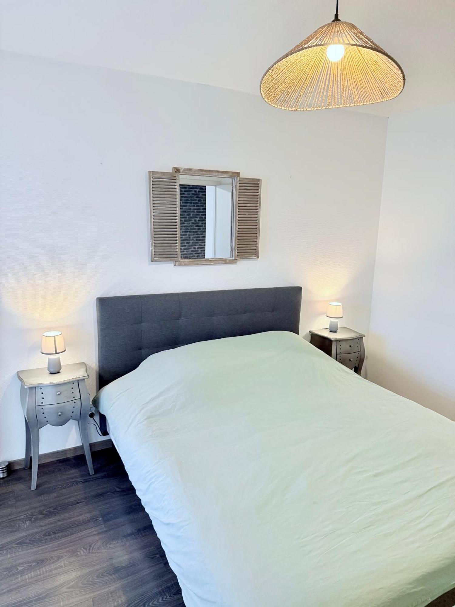 Le T2 Appartement Moderne Avec Terrasse Et Parking Strasbourg Kültér fotó