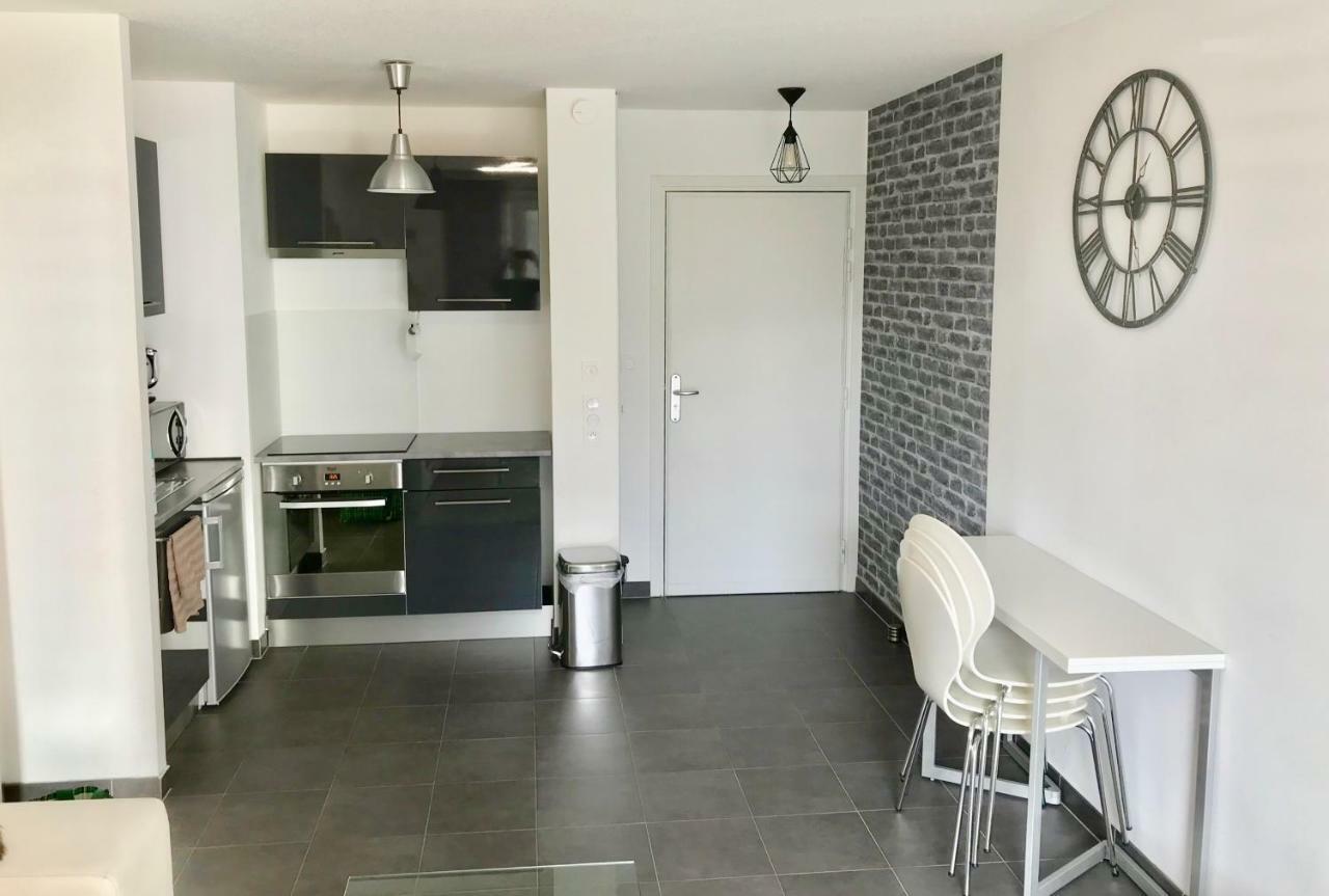 Le T2 Appartement Moderne Avec Terrasse Et Parking Strasbourg Kültér fotó